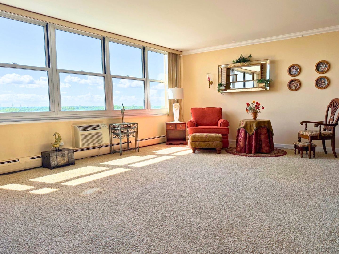 33 N Main Street 9F