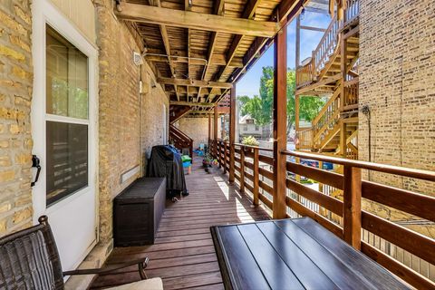Tiny photo for 3055 W Sunnyside Avenue #1, Chicago, IL 60625 (MLS # 12462164)