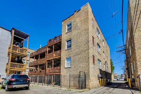 Tiny photo for 3055 W Sunnyside Avenue #1, Chicago, IL 60625 (MLS # 12462164)