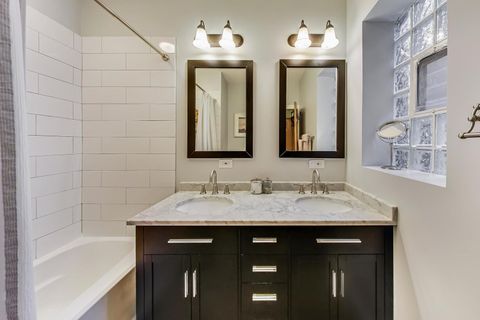Tiny photo for 3055 W Sunnyside Avenue #1, Chicago, IL 60625 (MLS # 12462164)