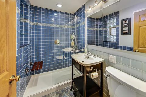 Tiny photo for 3055 W Sunnyside Avenue #1, Chicago, IL 60625 (MLS # 12462164)
