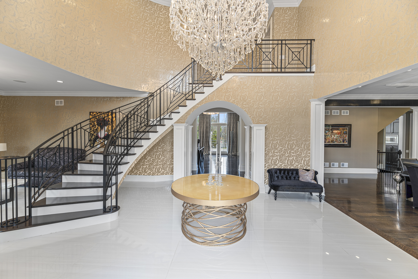 1755 Sunnyside Avenue