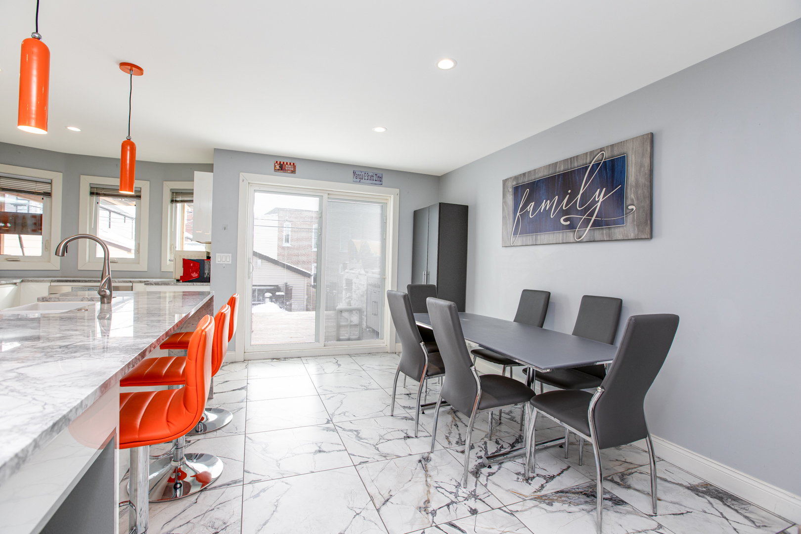 455 W 38th Street