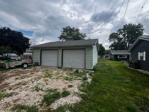Tiny photo for 617 S Melvin Street, Gibson City, IL 60936 (MLS # 12671037)
