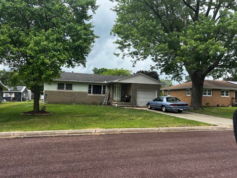 Tiny photo for 617 S Melvin Street, Gibson City, IL 60936 (MLS # 12671037)