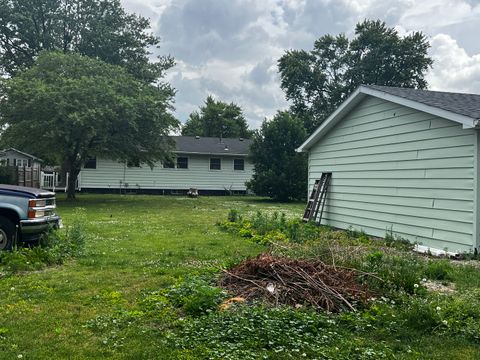 Tiny photo for 617 S Melvin Street, Gibson City, IL 60936 (MLS # 12671037)
