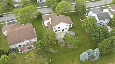 Tiny photo for 2210 Fieldcrest Drive, Mundelein, IL 60060 (MLS # 12739581)