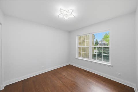 Tiny photo for 2210 Fieldcrest Drive, Mundelein, IL 60060 (MLS # 12739581)