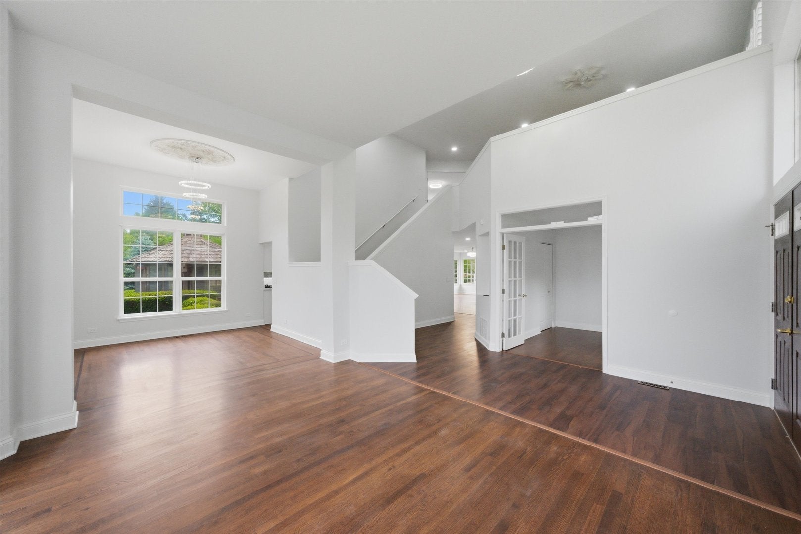2210 Fieldcrest Drive