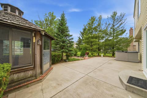 Tiny photo for 2210 Fieldcrest Drive, Mundelein, IL 60060 (MLS # 12739581)