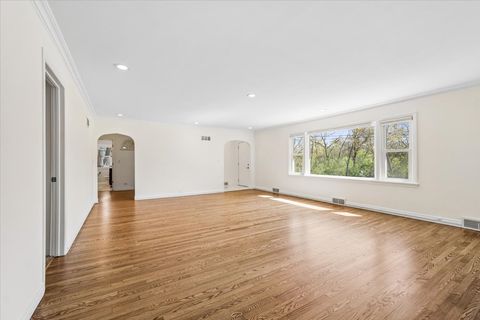 Tiny photo for 155 N Lincoln Avenue, Carpentersville, IL 60110 (MLS # 12624664)