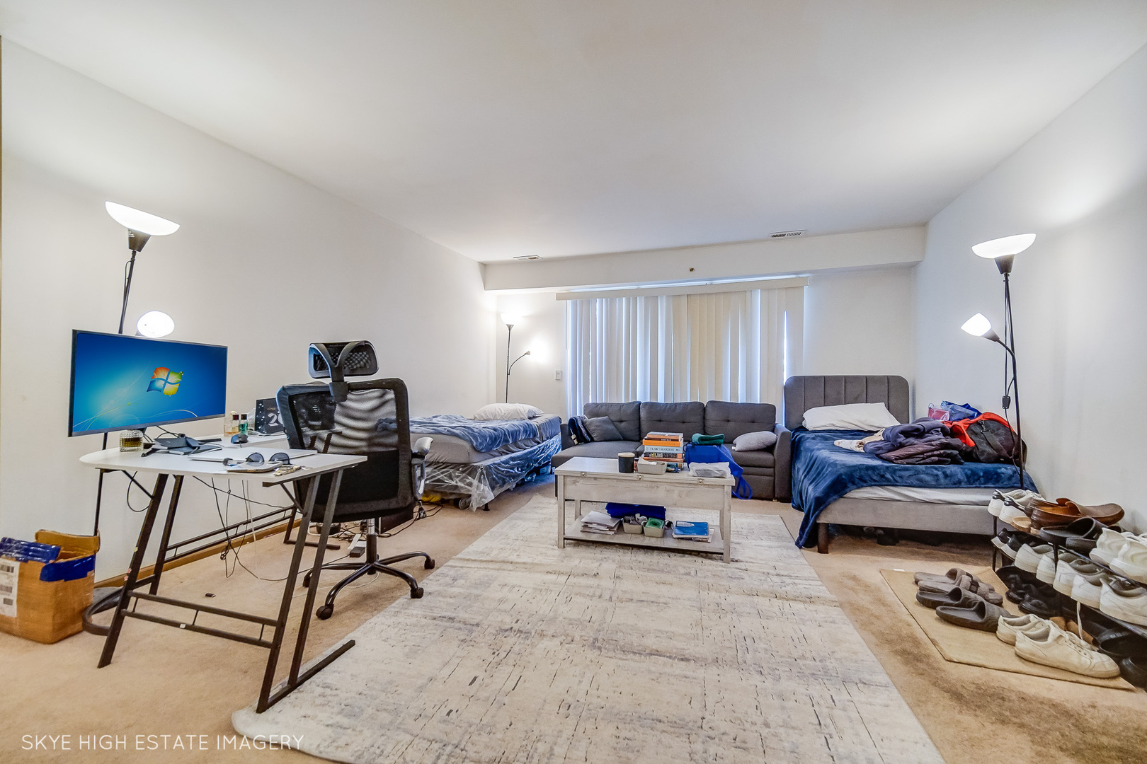21W581 North Avenue 30