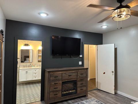 Tiny photo for 407 W WATER Street, Pinckneyville, IL 62274 (MLS # EB450644)