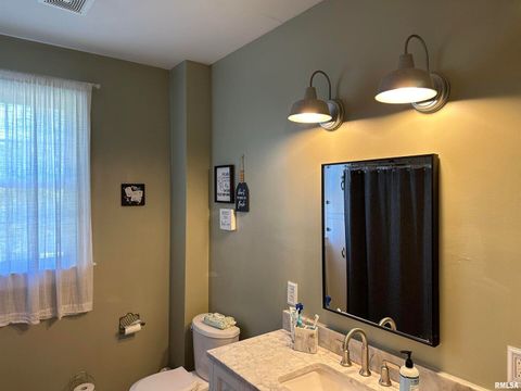 Tiny photo for 407 W WATER Street, Pinckneyville, IL 62274 (MLS # EB450644)