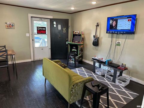 Tiny photo for 407 W WATER Street, Pinckneyville, IL 62274 (MLS # EB450644)