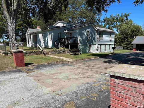 Tiny photo for 407 W WATER Street, Pinckneyville, IL 62274 (MLS # EB450644)
