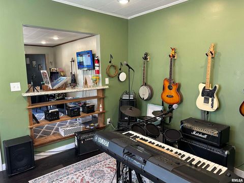 Tiny photo for 407 W WATER Street, Pinckneyville, IL 62274 (MLS # EB450644)