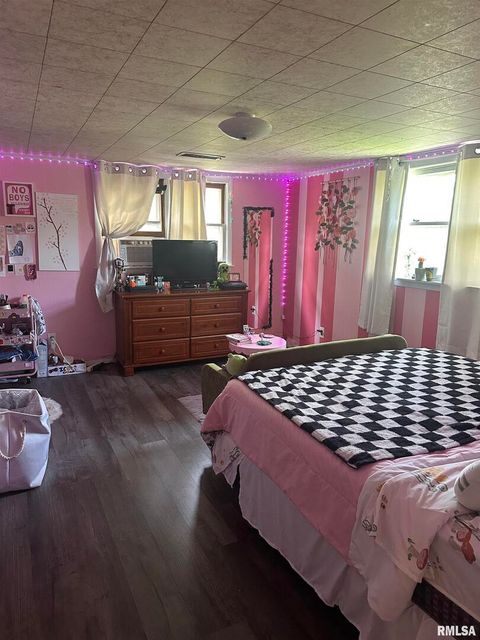 Tiny photo for 407 W WATER Street, Pinckneyville, IL 62274 (MLS # EB450644)