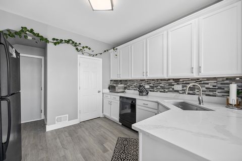 Tiny photo for 8500 Sawyer Court, Joliet, IL 60431 (MLS # 12569201)