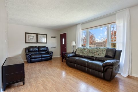 Tiny photo for Carol Stream, IL 60188 (MLS # 12574386)