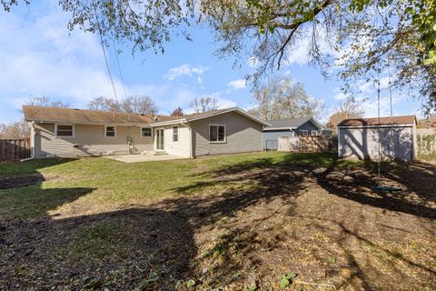 Tiny photo for Carol Stream, IL 60188 (MLS # 12574386)