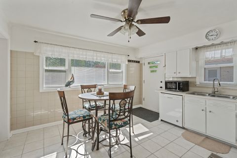 Tiny photo for 9520 MAJOR Avenue, Oak Lawn, IL 60453 (MLS # 12586444)