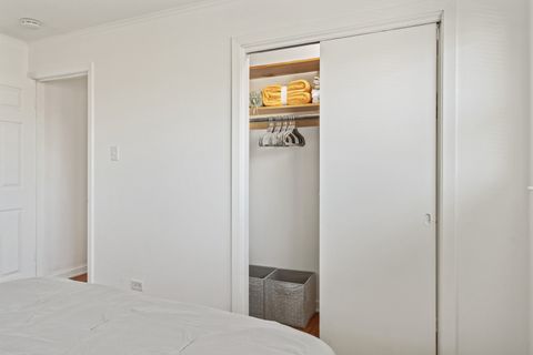 Tiny photo for 9520 MAJOR Avenue, Oak Lawn, IL 60453 (MLS # 12586444)