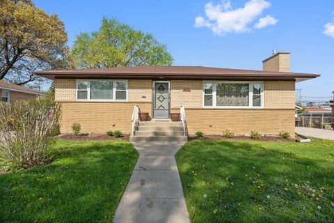 Tiny photo for 9520 MAJOR Avenue, Oak Lawn, IL 60453 (MLS # 12586444)