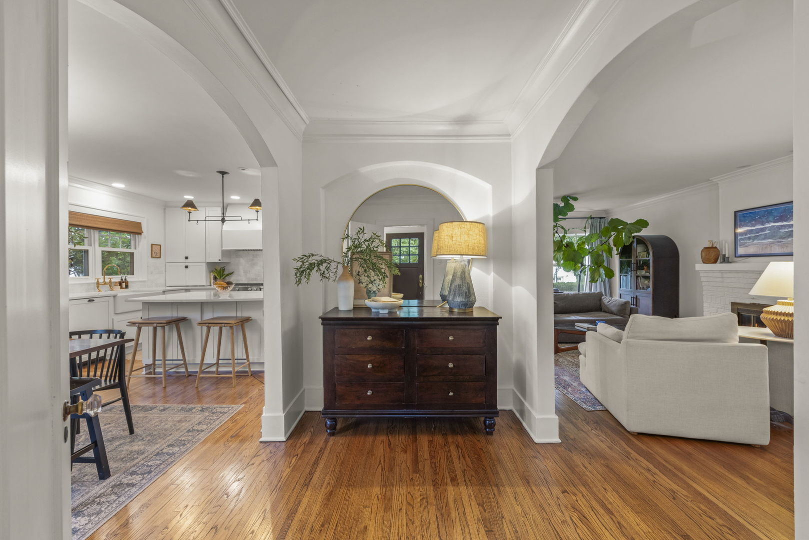 345 N Montclair Avenue