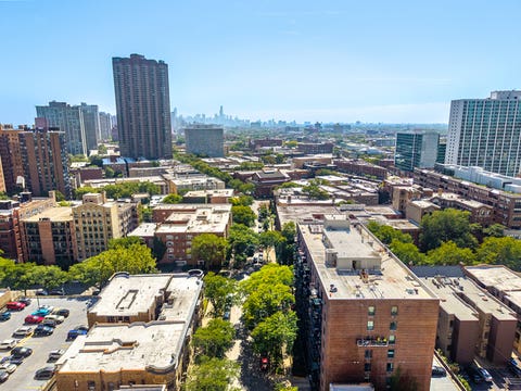 Tiny photo for 3900 N Pine Grove Avenue #808, Chicago, IL 60613 (MLS # 12735656)