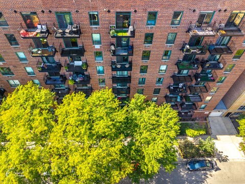 Tiny photo for 3900 N Pine Grove Avenue #808, Chicago, IL 60613 (MLS # 12735656)