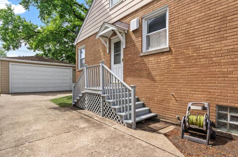 Tiny photo for 1434 Blanchan Avenue, La Grange Park, IL 60526 (MLS # 12656015)