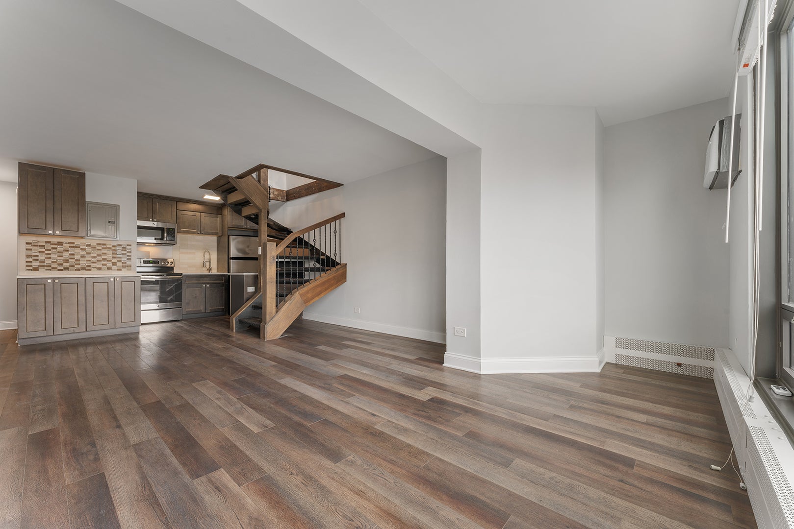 6166 N Sheridan Road 4A