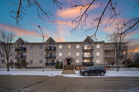 9400 S 79th Avenue 3F Hickory Hills IL 60457