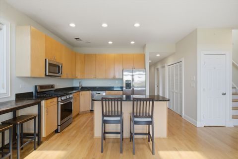 Tiny photo for 1656 W Augusta Boulevard #3W, Chicago, IL 60622 (MLS # 12633704)