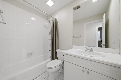 Tiny photo for 1656 W Augusta Boulevard #3W, Chicago, IL 60622 (MLS # 12633704)
