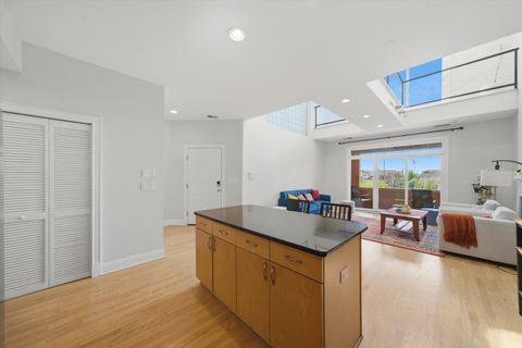 Tiny photo for 1656 W Augusta Boulevard #3W, Chicago, IL 60622 (MLS # 12633704)