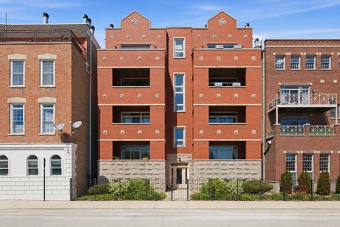 1656 W Augusta Boulevard 3W Chicago IL 60622