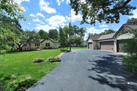 Tiny photo for 9425 Byrne Drive, Fox River Grove, IL 60021 (MLS # 12684294)