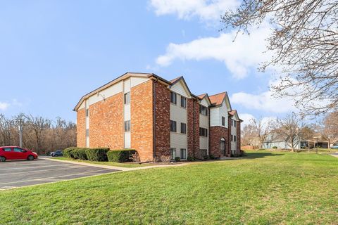 Tiny photo for 319 Dunning Avenue #3A, West Dundee, IL 60118 (MLS # 12606363)