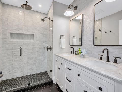 Tiny photo for 411 Birchwood Road, Hinsdale, IL 60521 (MLS # 12591622)