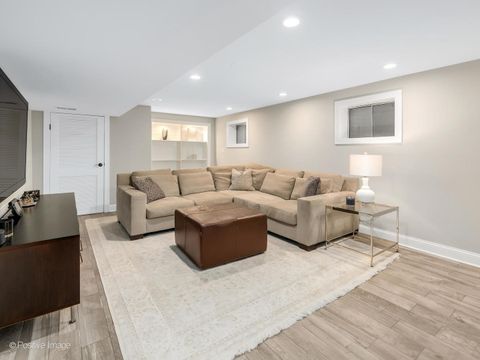 Tiny photo for 411 Birchwood Road, Hinsdale, IL 60521 (MLS # 12591622)