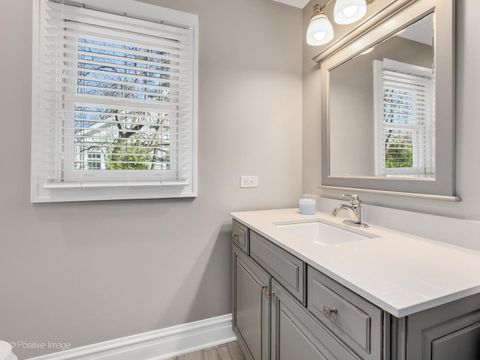 Tiny photo for 411 Birchwood Road, Hinsdale, IL 60521 (MLS # 12591622)