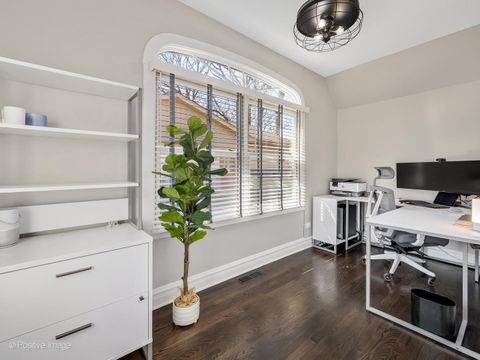 Tiny photo for 411 Birchwood Road, Hinsdale, IL 60521 (MLS # 12591622)