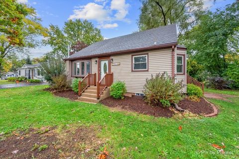 Photo of 3019 W Lincoln Road, McHenry, IL 60051 (MLS # 12526455)