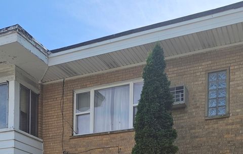 Tiny photo for 5115 N Springfield Avenue #B, Chicago, IL 60625 (MLS # 12410193)
