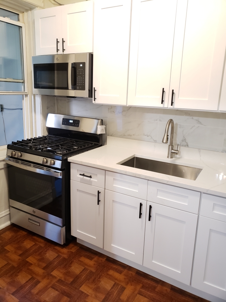 3510 N Broadway Street 1