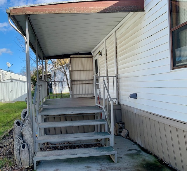 27W370 Geneva Road 13
