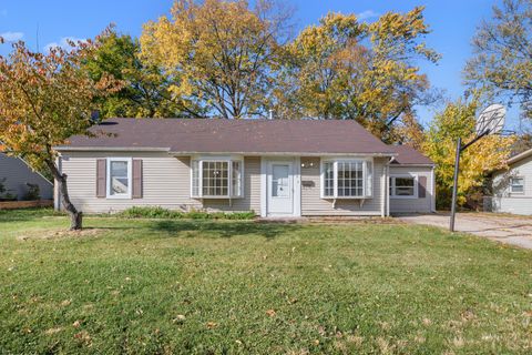 Photo of 1020 S Park Boulevard, Streamwood, IL 60107 (MLS # 12511018)