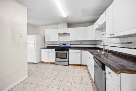 Tiny photo for 1020 S Park Boulevard, Streamwood, IL 60107 (MLS # 12511018)